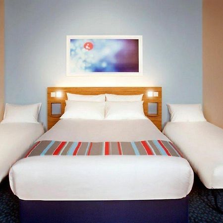 Travelodge Wadebridge Exteriér fotografie
