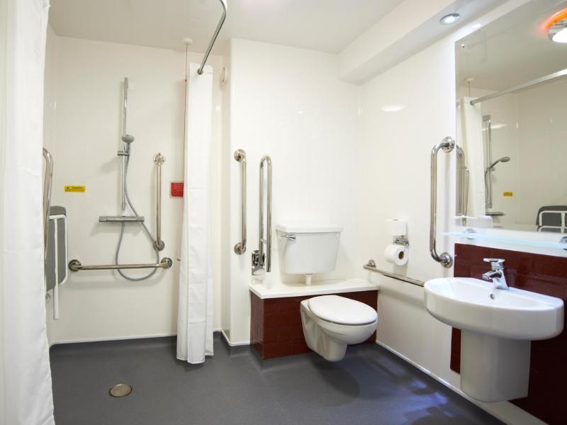 Travelodge Wadebridge Exteriér fotografie